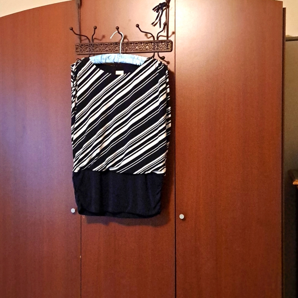 Chicos black and white striped top (L)